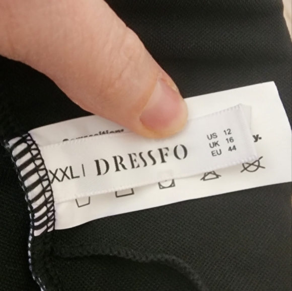 DRESSFO Black Dino Swim Top 12 - Picture 5 of 9